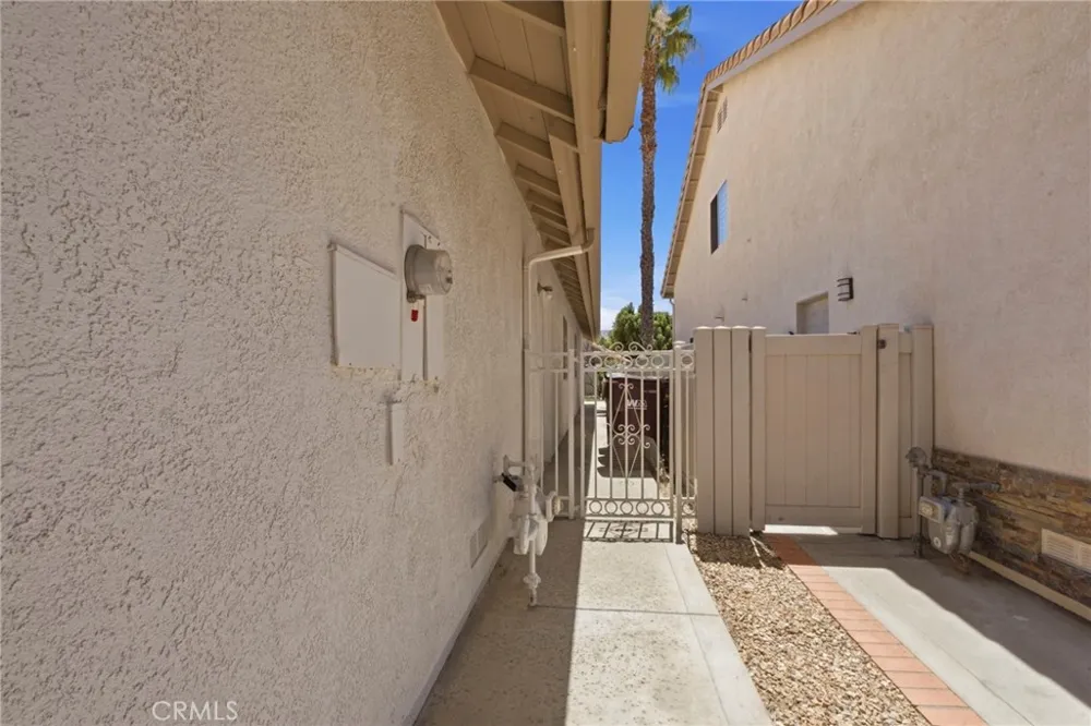 1198 Bel Air Court Banning, CA 92220