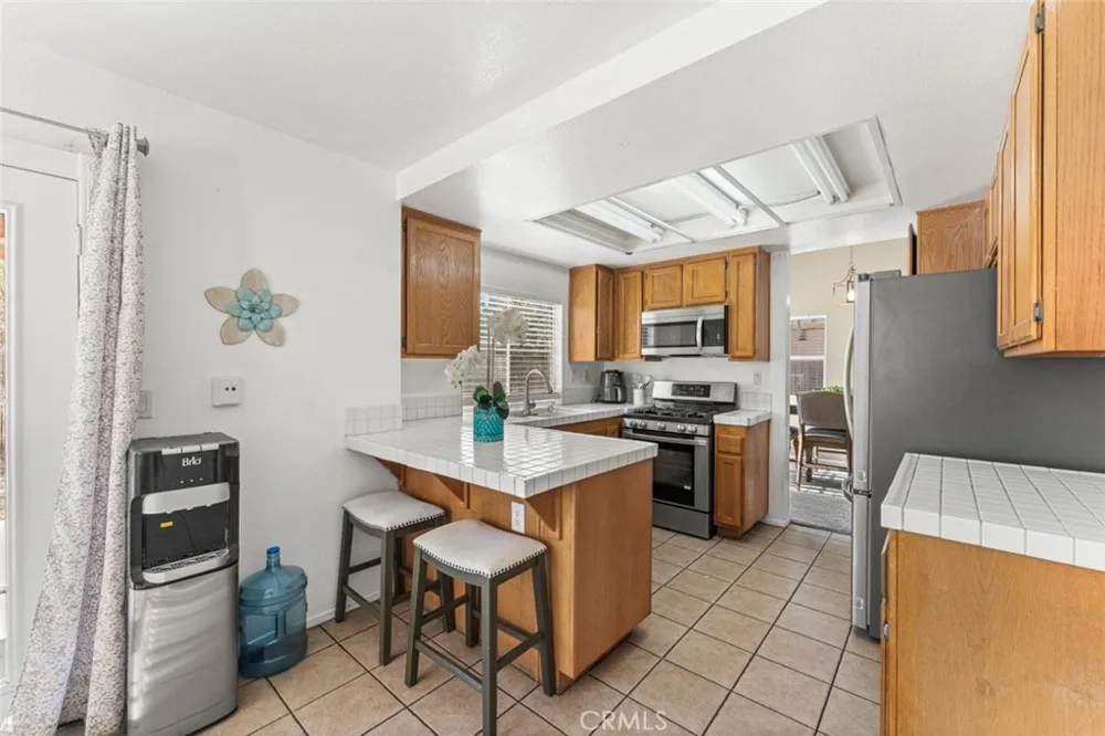 40201 La Cota Drive Palmdale, CA 93550