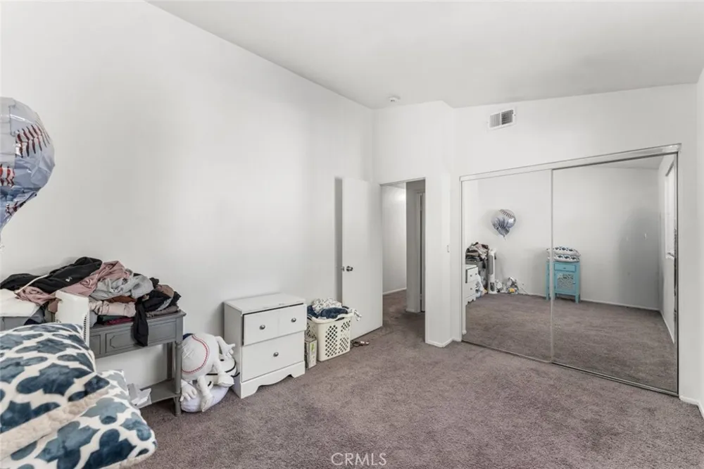 40201 La Cota Drive Palmdale, CA 93550
