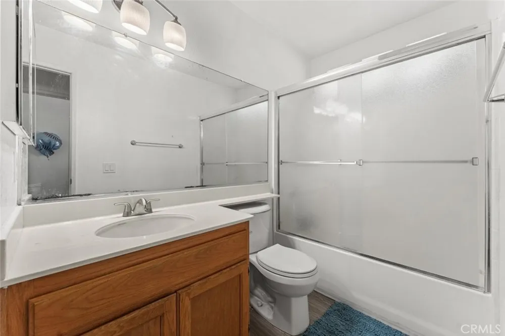 40201 La Cota Drive Palmdale, CA 93550