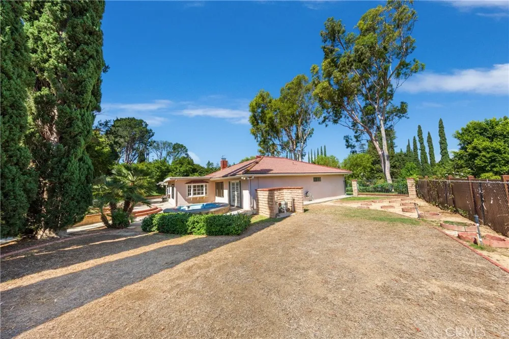 10730 Baton Rouge Avenue Porter Ranch, CA 91326