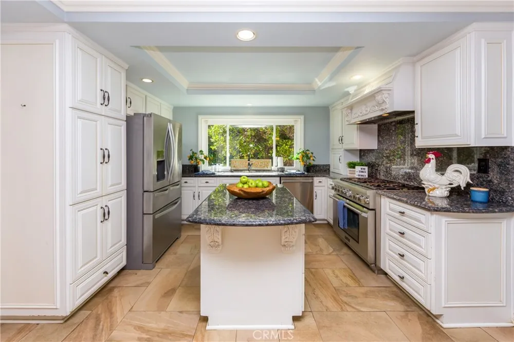 10730 Baton Rouge Avenue Porter Ranch, CA 91326