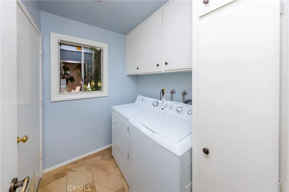 10730 Baton Rouge Avenue Porter Ranch, CA 91326