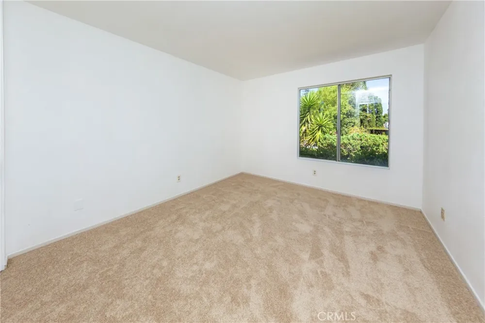 10730 Baton Rouge Avenue Porter Ranch, CA 91326