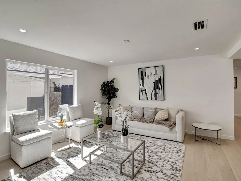 19604 Delight Street Canyon Country, CA 91351