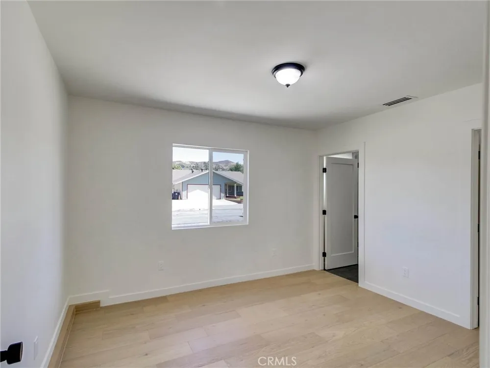 19604 Delight Street Canyon Country, CA 91351