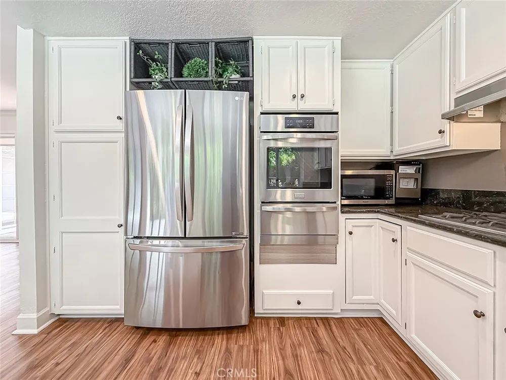 31735 Bainbrook Court Westlake Village, CA 91361