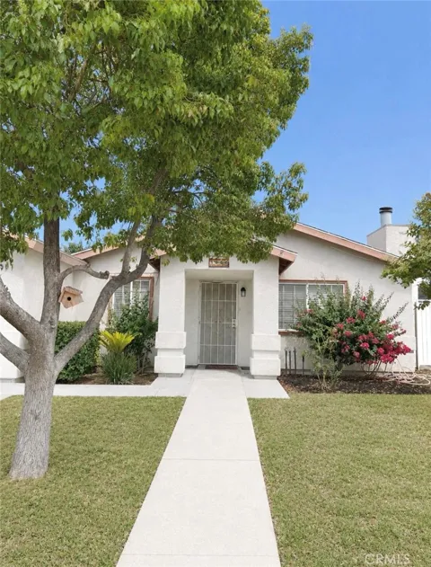 1850 Pepper Tree Close