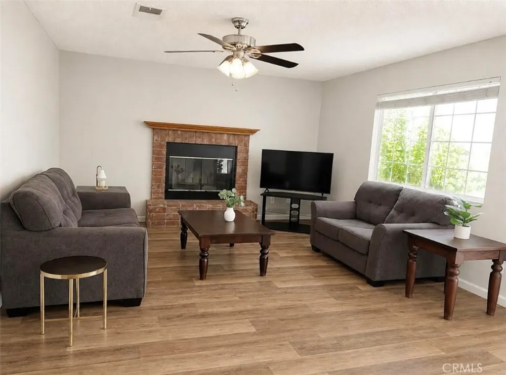1850 Pepper Tree Close Wasco, CA 93280