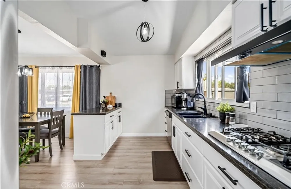 1052 W Avenue J15 Lancaster, CA 93534