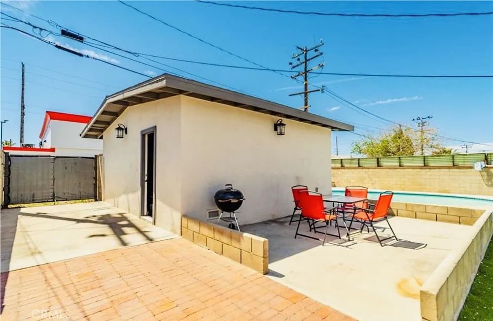 1052 W Avenue J15 Lancaster, CA 93534