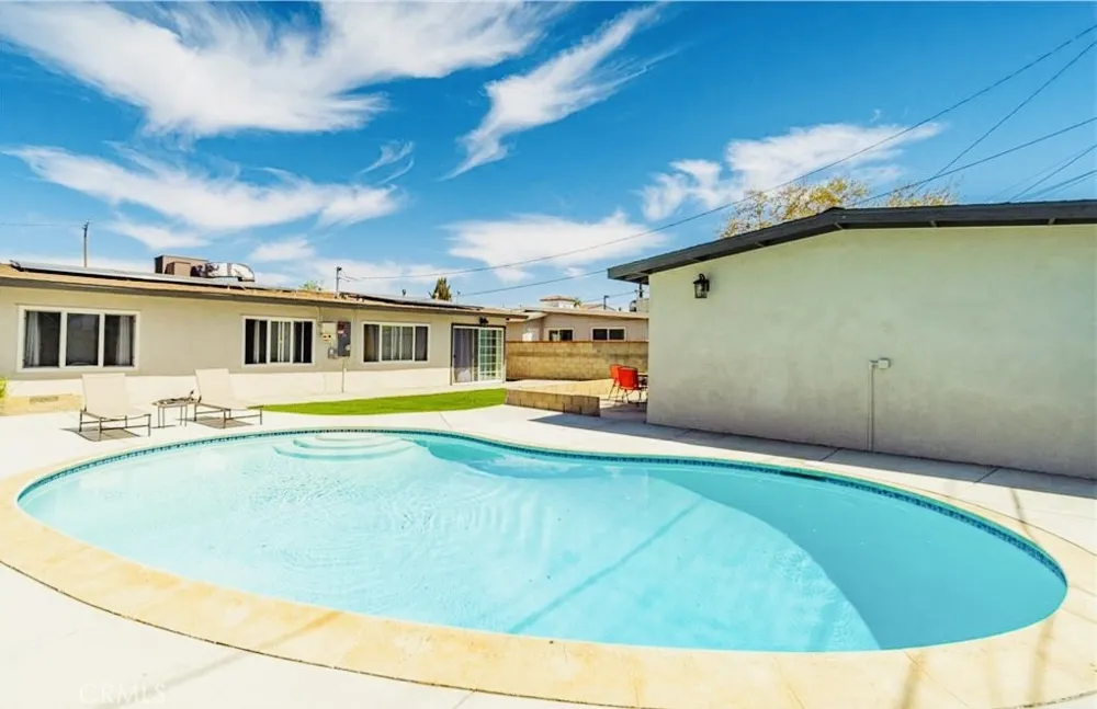 1052 W Avenue J15 Lancaster, CA 93534