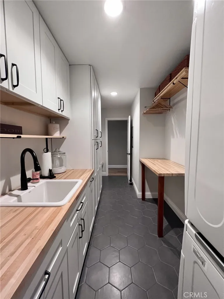 80 Ilex Newbury Park, CA 91320