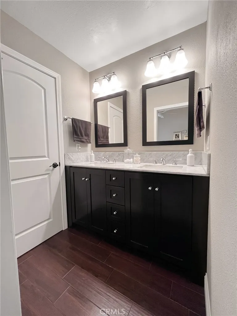 80 Ilex Newbury Park, CA 91320