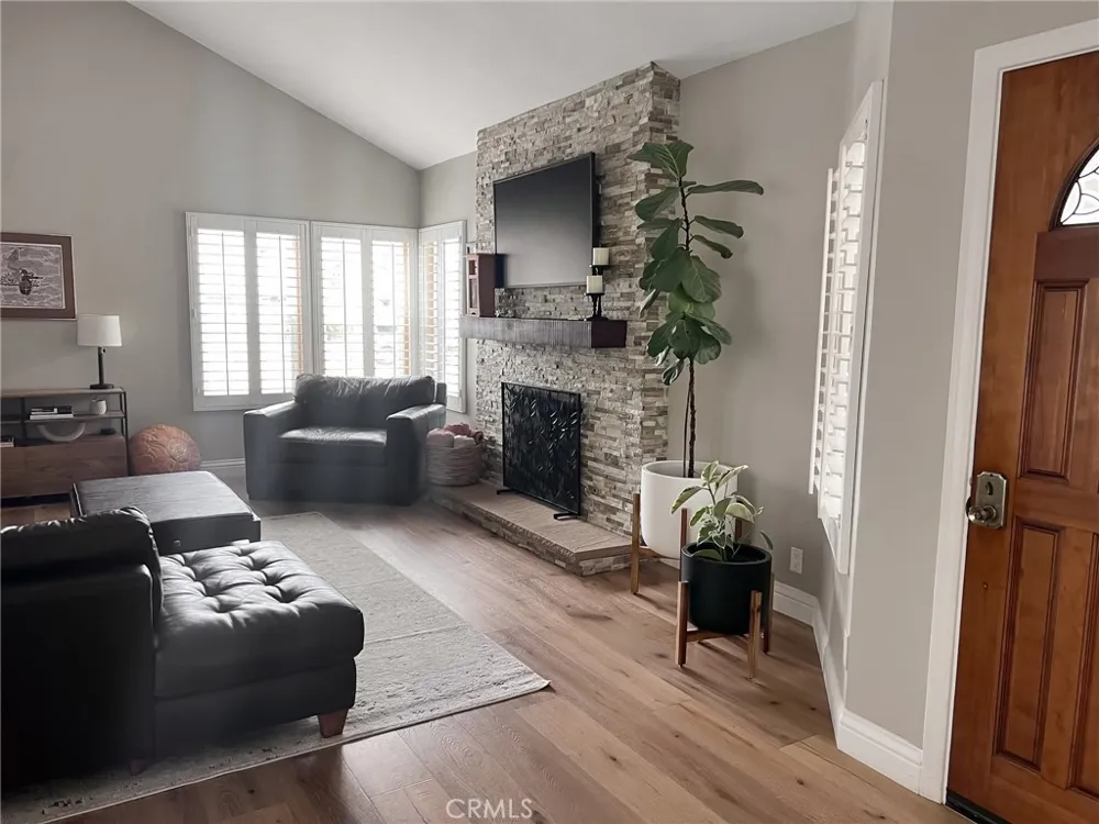 80 Ilex Newbury Park, CA 91320