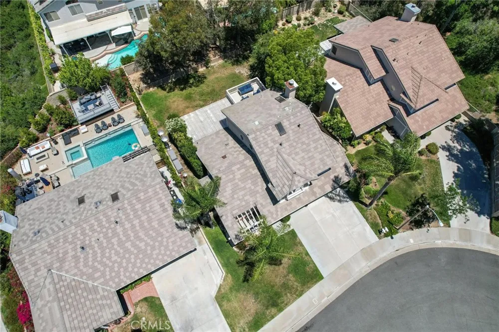 27184 Highlands Lane Valencia, CA 91354