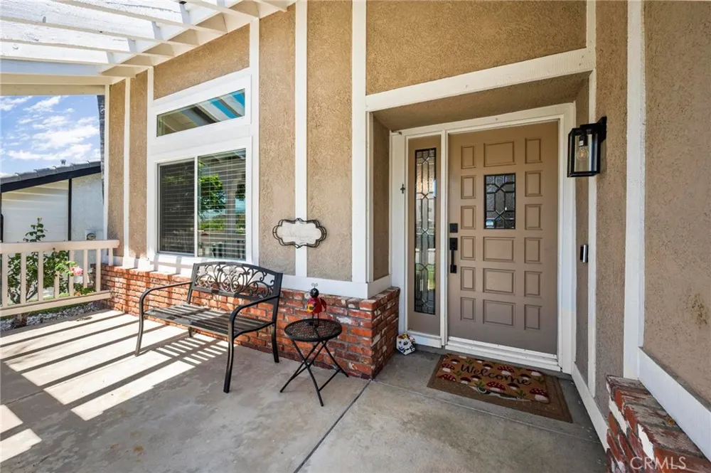 27184 Highlands Lane Valencia, CA 91354
