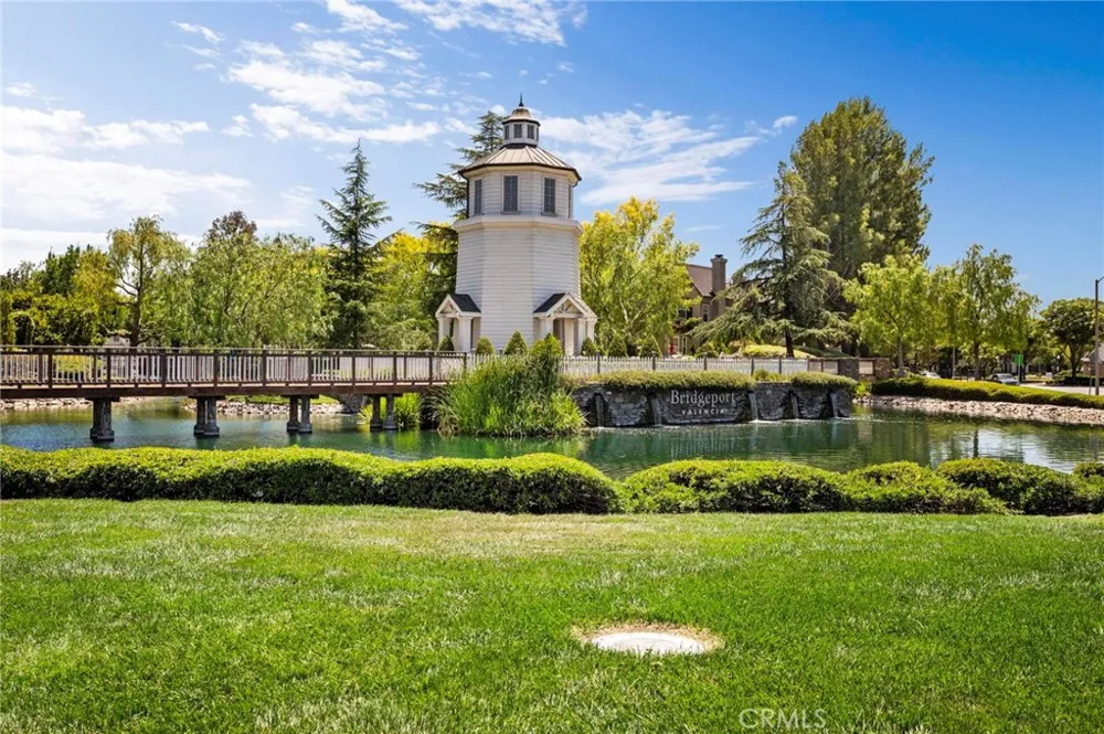 27184 Highlands Lane Valencia, CA 91354