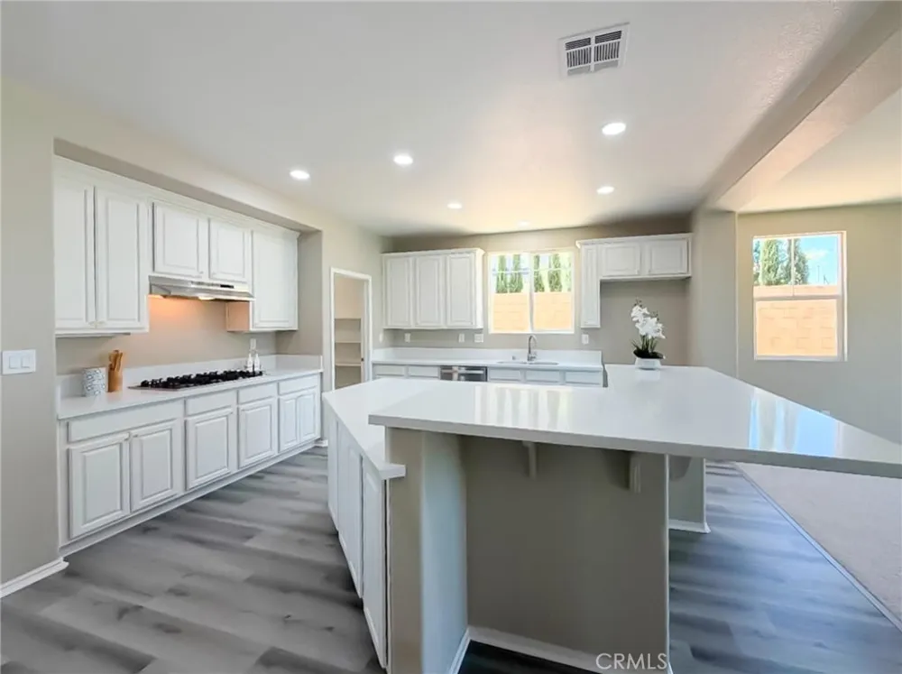6727 Miramar Lane Palmdale, CA 93551