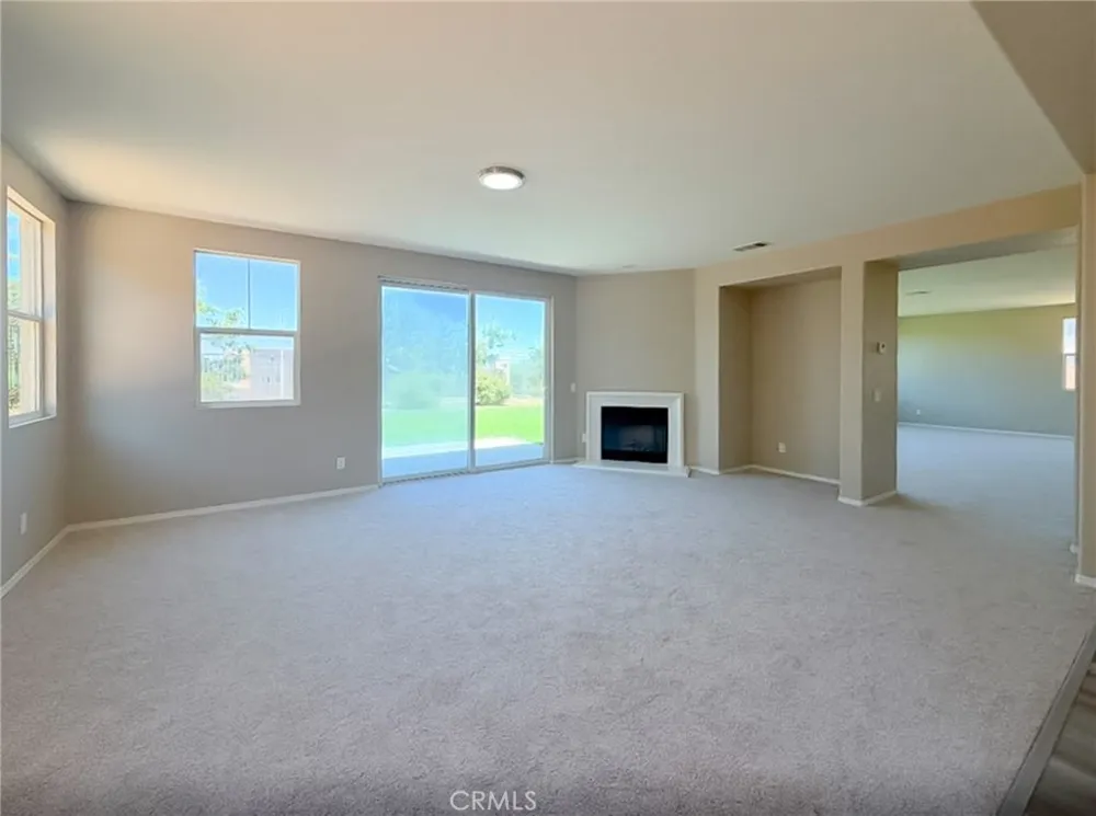 6727 Miramar Lane Palmdale, CA 93551