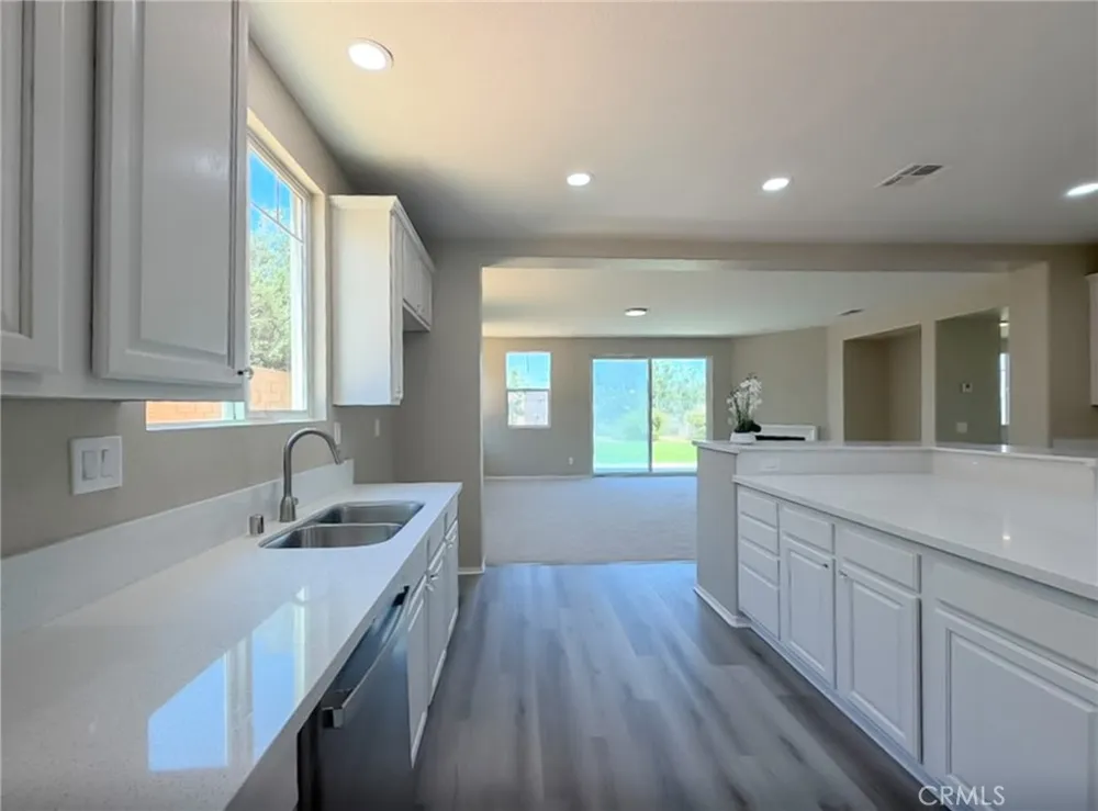 6727 Miramar Lane Palmdale, CA 93551