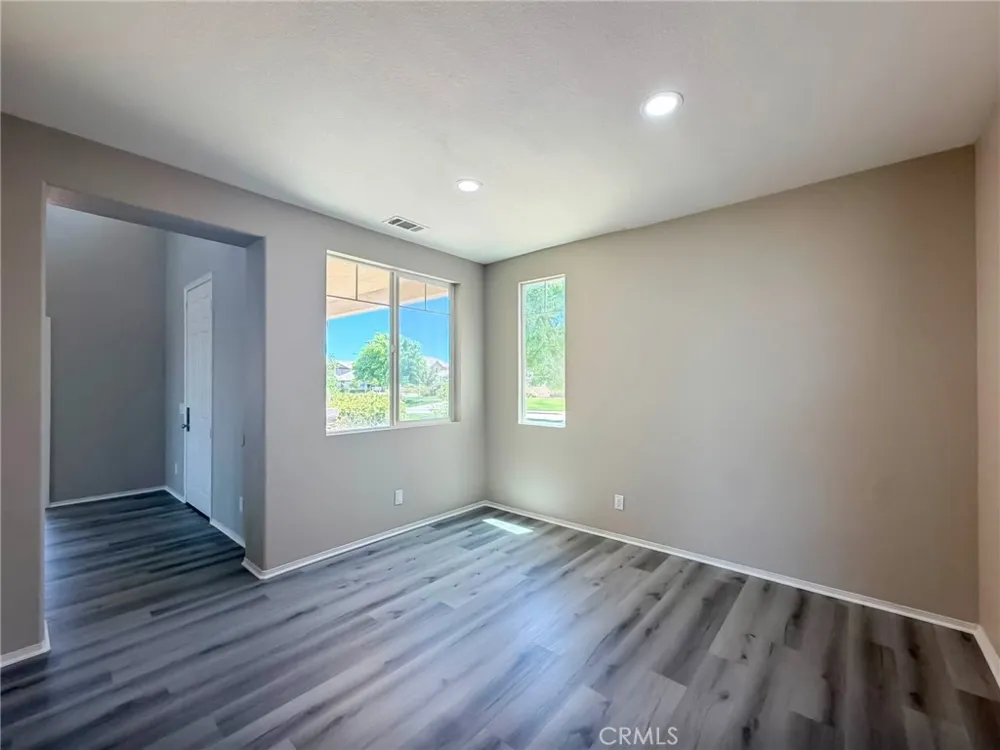 6727 Miramar Lane Palmdale, CA 93551