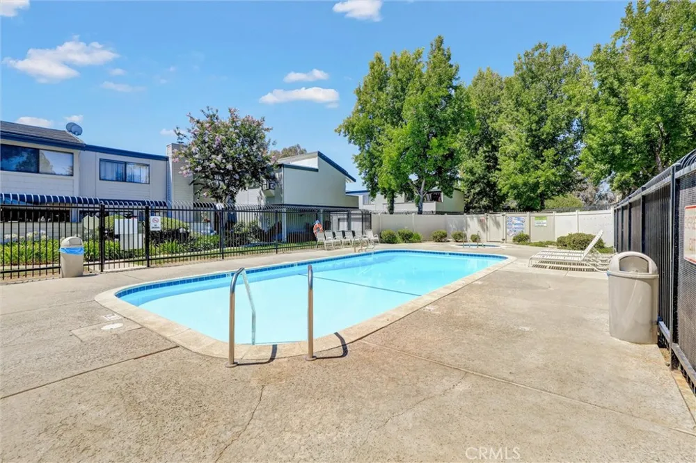 6543 Stoney View #4 Simi Valley, CA 93063