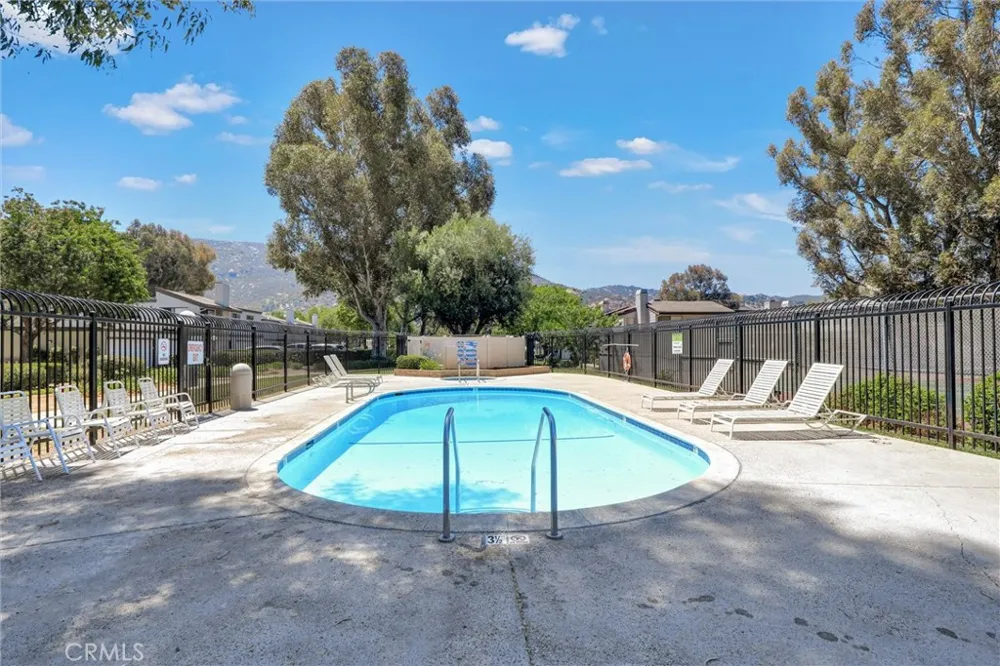 6543 Stoney View #4 Simi Valley, CA 93063