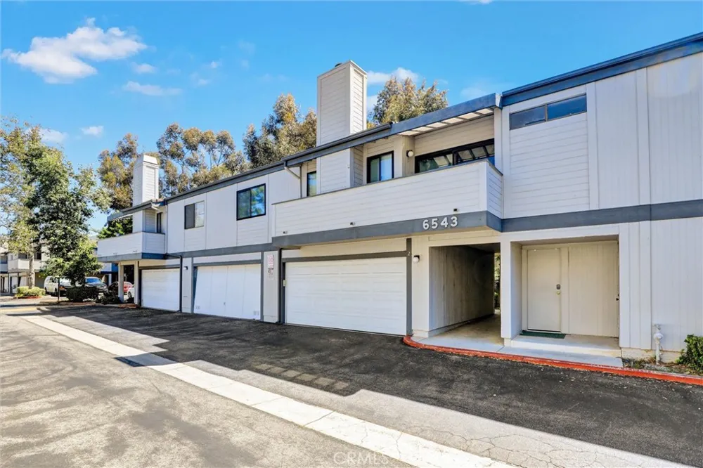 6543 Stoney View #4 Simi Valley, CA 93063