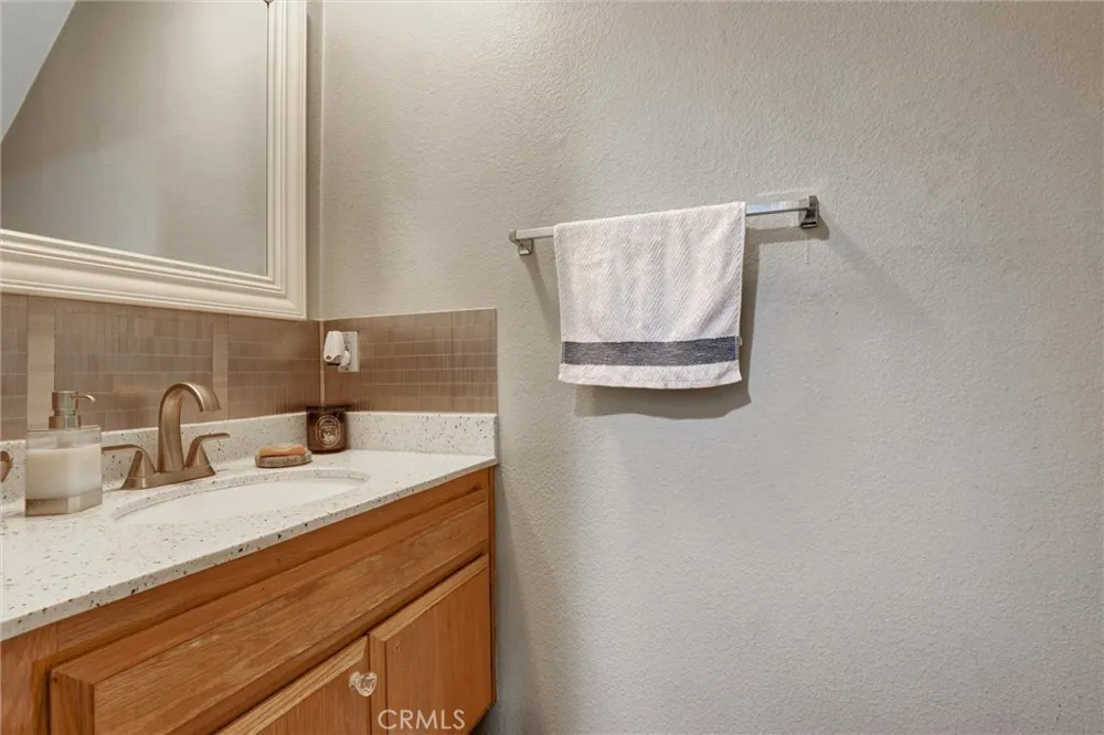 6543 Stoney View #4 Simi Valley, CA 93063