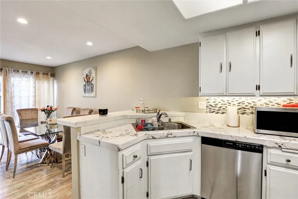 6543 Stoney View #4 Simi Valley, CA 93063
