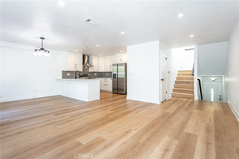 29725 Windsong Agoura Hills, CA 91301