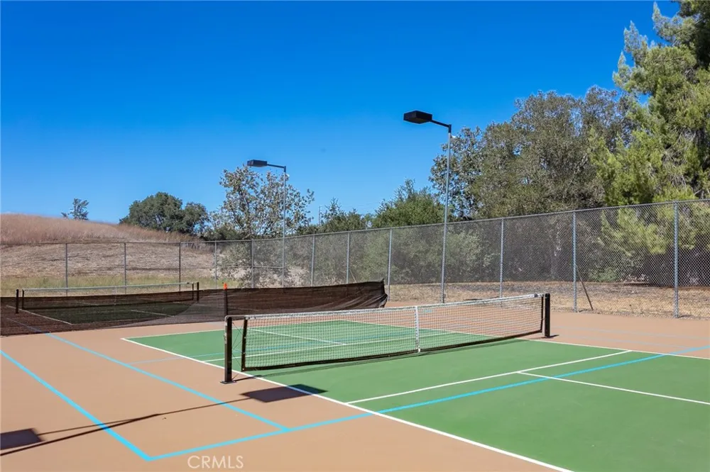 29725 Windsong Agoura Hills, CA 91301