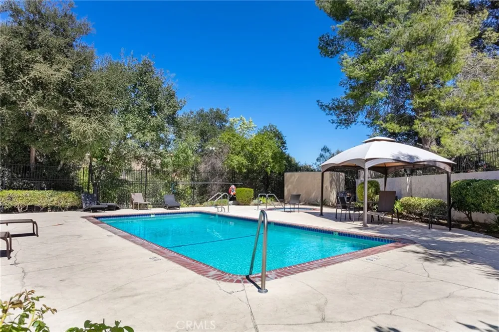 29725 Windsong Agoura Hills, CA 91301
