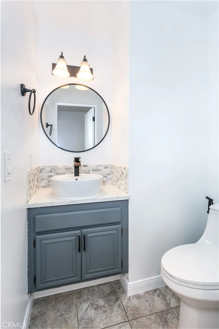 29725 Windsong Agoura Hills, CA 91301