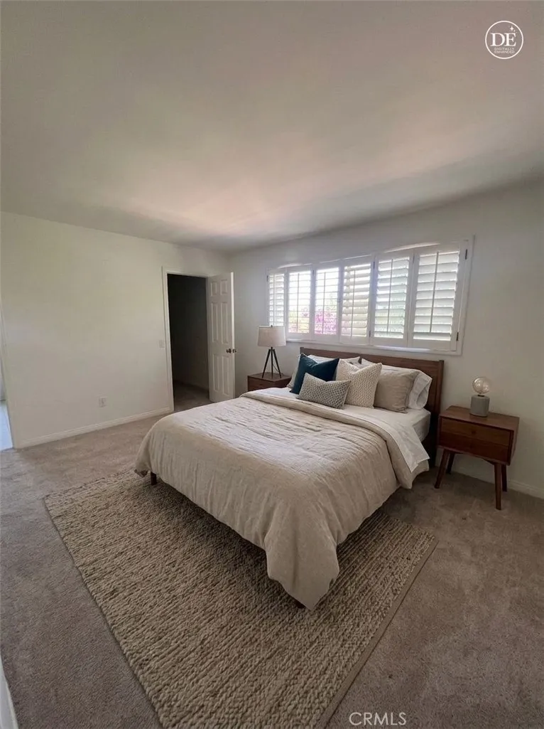 10209 Oakdale Chatsworth, CA 91311