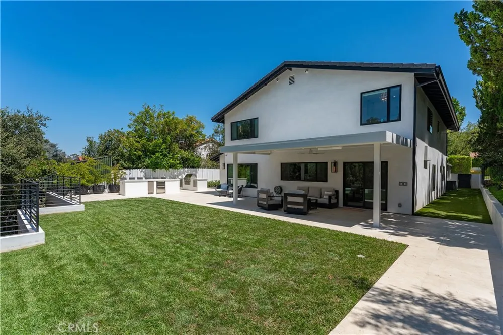 4425 Park Alisal Calabasas, CA 91302