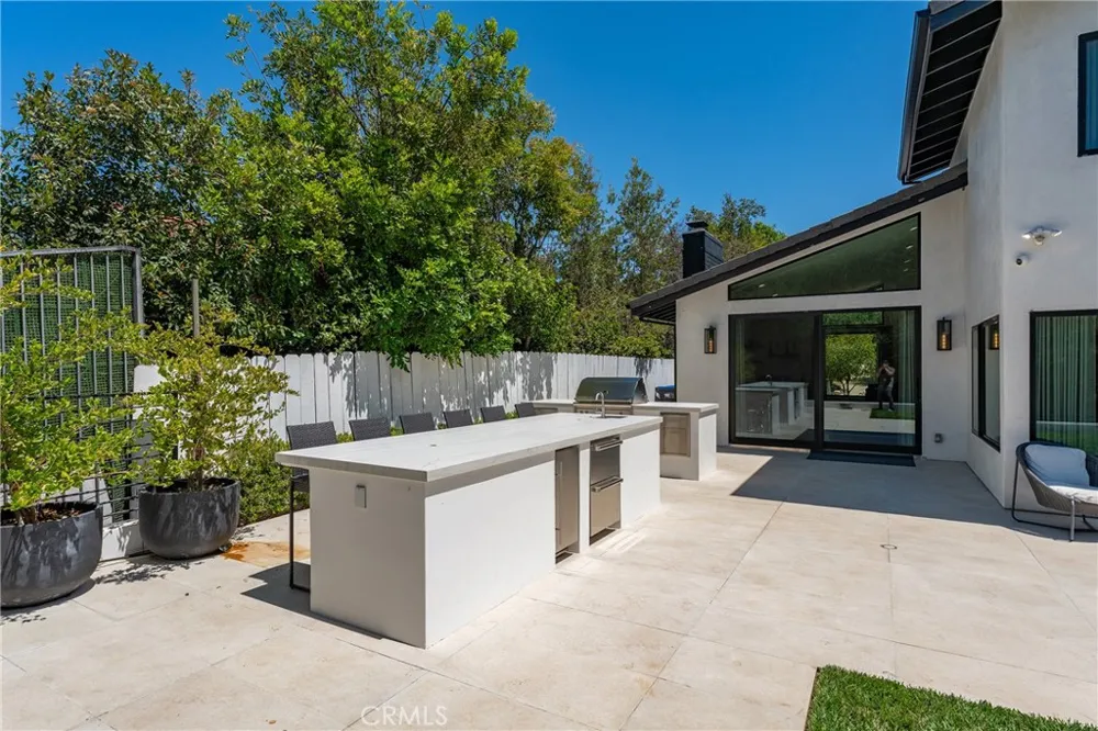 4425 Park Alisal Calabasas, CA 91302