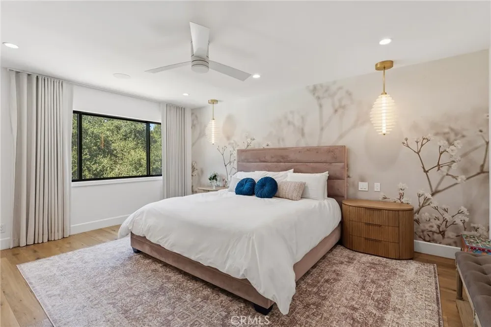 4425 Park Alisal Calabasas, CA 91302