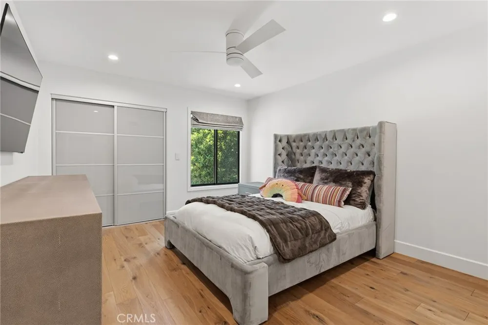 4425 Park Alisal Calabasas, CA 91302