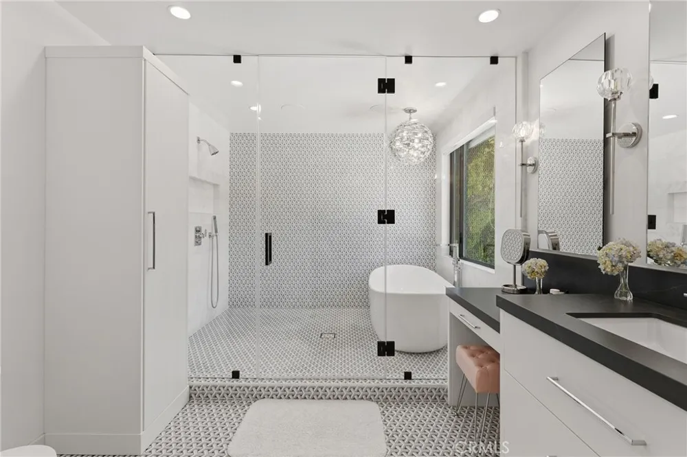 4425 Park Alisal Calabasas, CA 91302