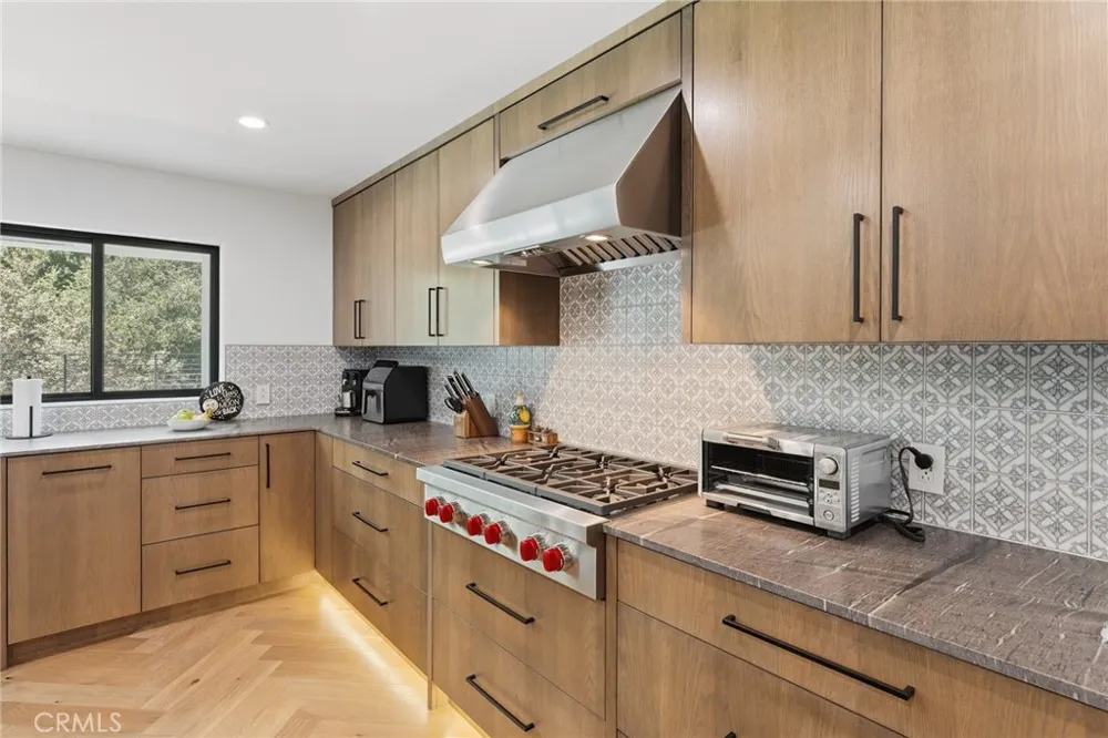 4425 Park Alisal Calabasas, CA 91302