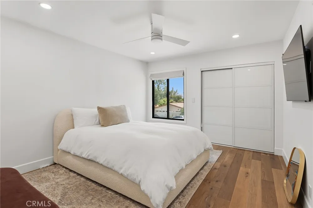 4425 Park Alisal Calabasas, CA 91302