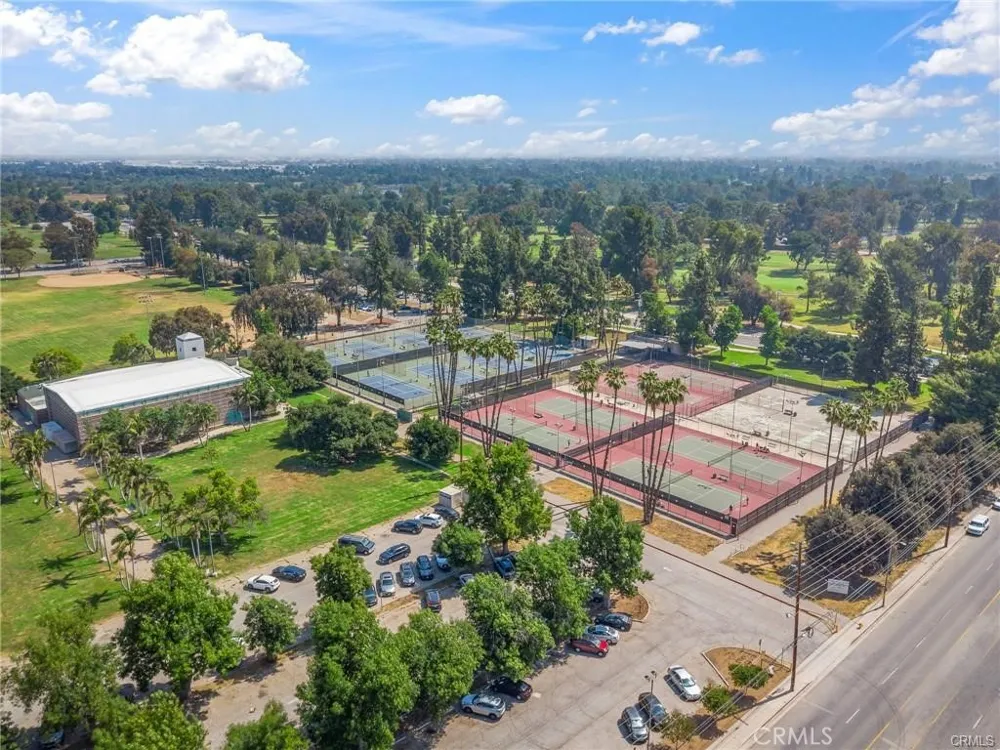 17000 Burbank Boulevard #110 Encino, CA 91316