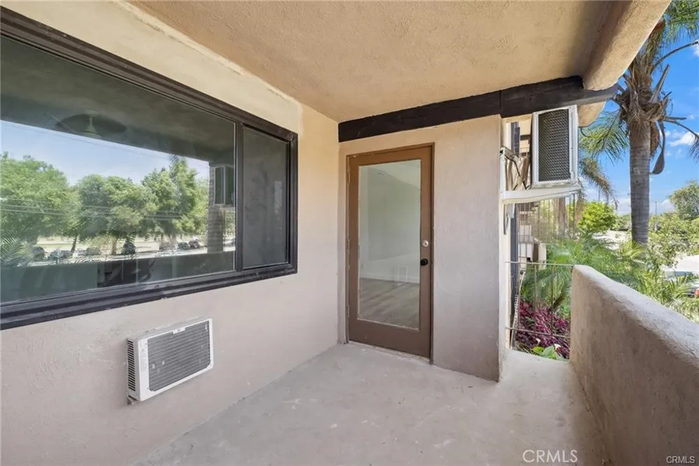 17000 Burbank Boulevard #110 Encino, CA 91316