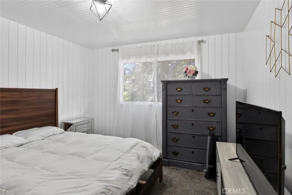 338 Mittry Lane Lake Arrowhead, CA 92352