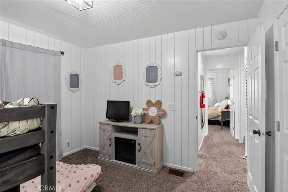 338 Mittry Lane Lake Arrowhead, CA 92352