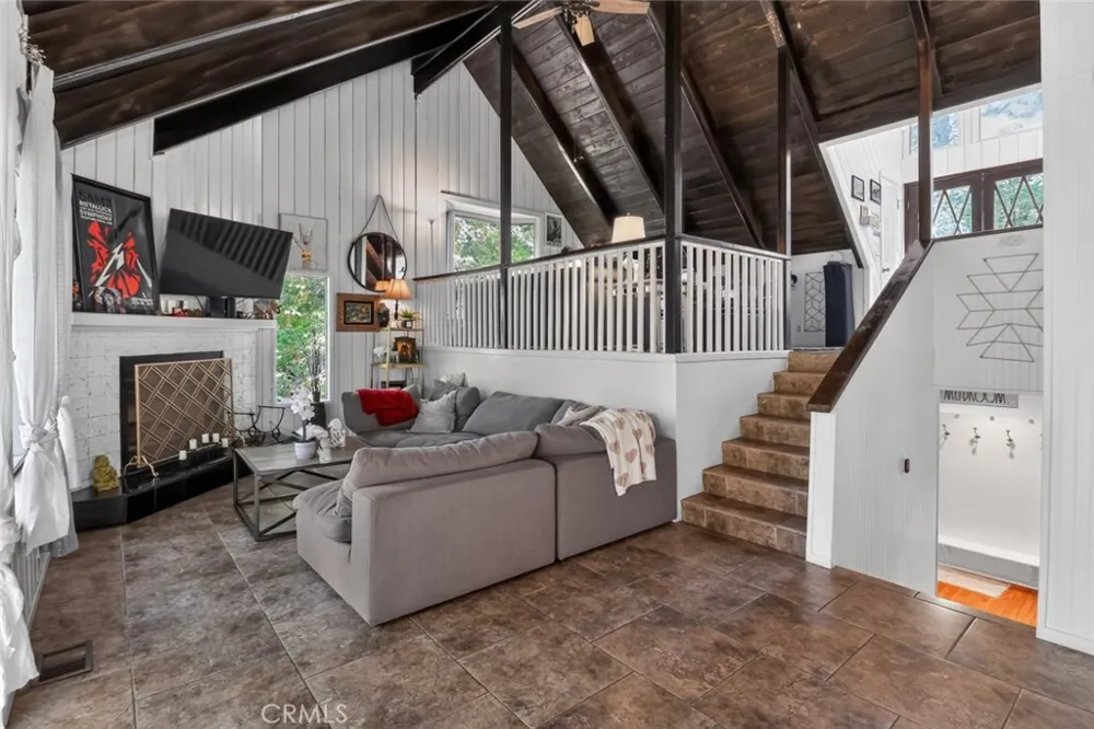 338 Mittry Lane Lake Arrowhead, CA 92352