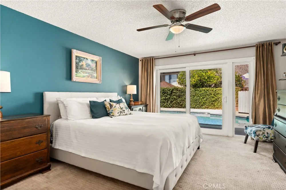 33 Madrid Newbury Park, CA 91320