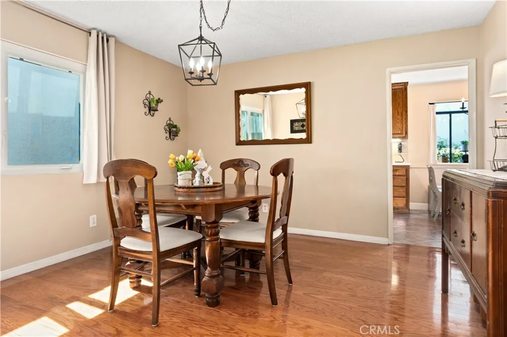 33 Madrid Newbury Park, CA 91320